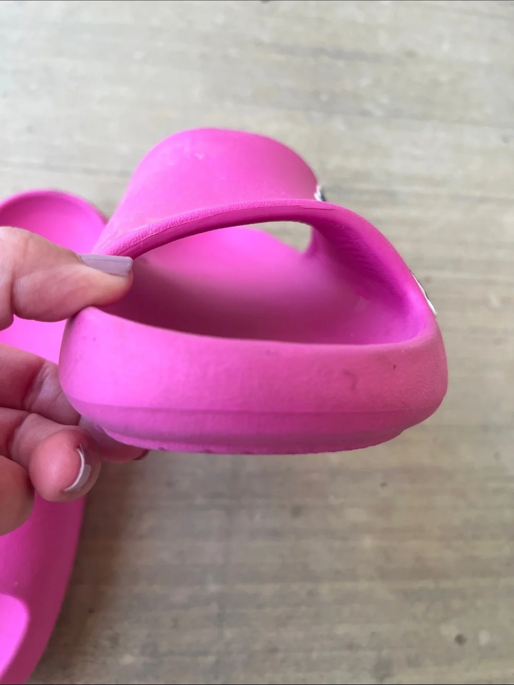 Hello Kitty Girl’s Hot Pink Slide Sandals